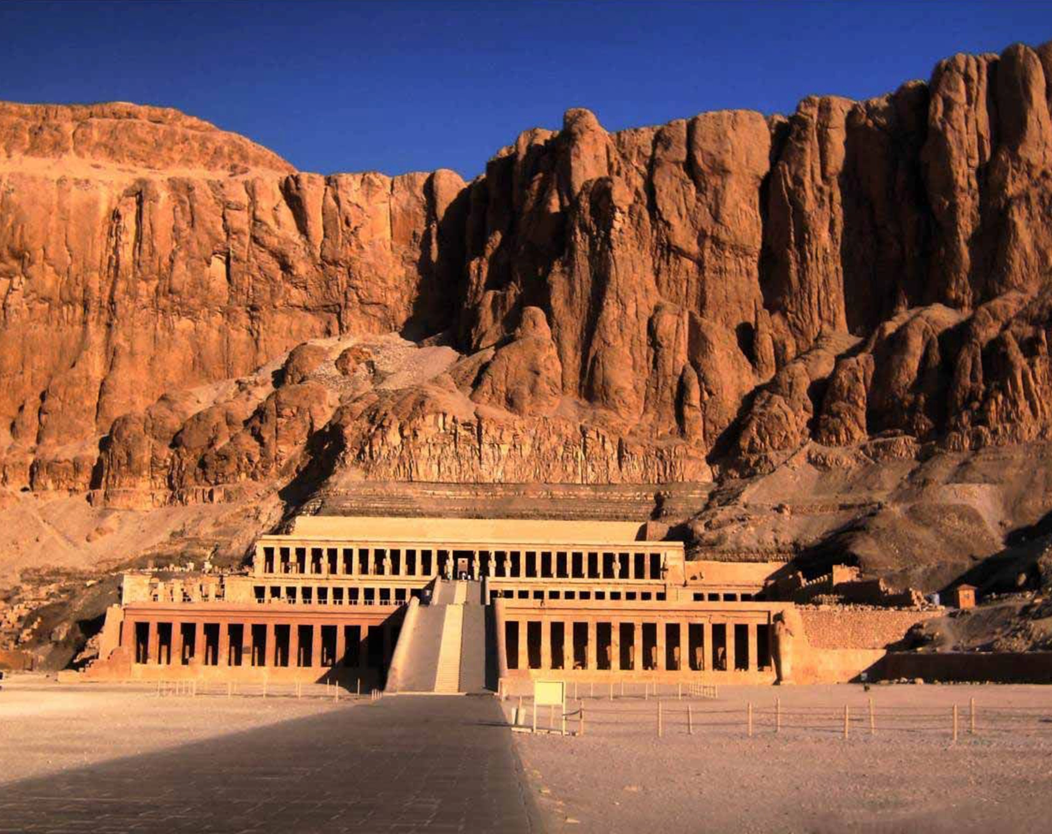 Private Luxor Full-Day Trip + Sunrise Hot Air Balloon Experience - tour in Egypt